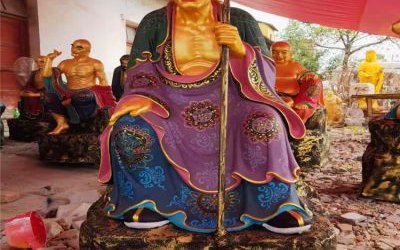 玻璃鋼彩繪拿著棍子的十八羅漢雕塑