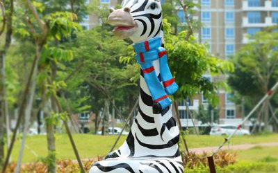 售樓部擺放卡通斑馬玻璃鋼動(dòng)物座椅