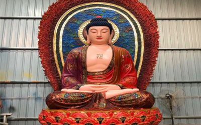 玻璃鋼彩繪大型戶外景區(qū)祭拜三寶佛雕塑