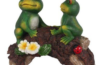 公園創(chuàng)意玻璃鋼彩繪卡通青蛙雕塑