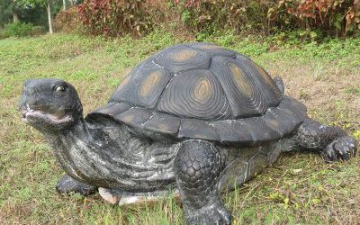 戶(hù)外草坪創(chuàng)意仿真動(dòng)物玻璃鋼烏龜?shù)袼?>
	                <div>戶(hù)外草坪創(chuàng)意仿真動(dòng)物玻璃鋼烏龜?shù)袼?/div>
	            </a>
	        	            <a href=