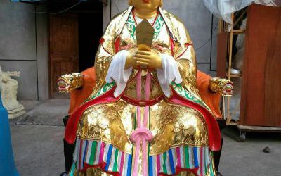 寺廟創(chuàng)意彩繪玻璃鋼王母雕塑