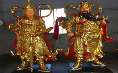 玻璃鋼彩繪漆金寺廟庭院關公雕塑