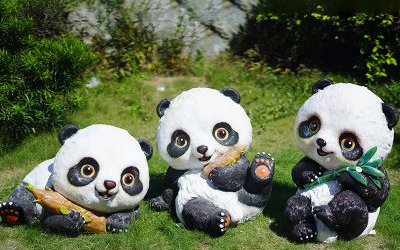 景區(qū)玻璃鋼仿真熊貓雕塑