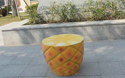 游樂園玻璃鋼仿真創(chuàng)意凳子雕塑