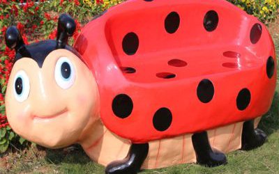 公園創意玻璃鋼彩繪卡通瓢蟲座椅雕塑