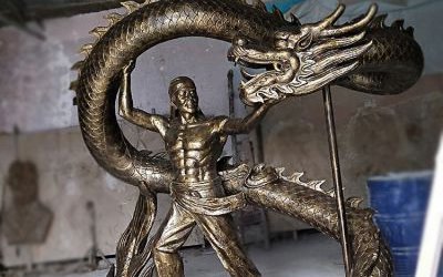 公園玻璃鋼仿銅民俗小品舞龍的人物雕塑