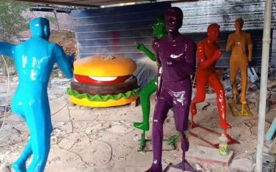 玻璃鋼彩繪運動員跑步人物雕塑