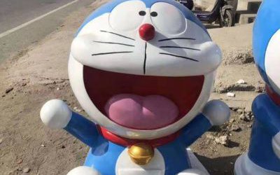 商場公園玻璃鋼彩繪機器貓哆啦A夢雕塑