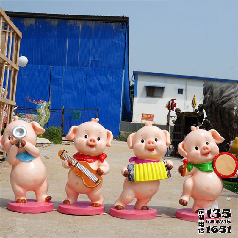 幼兒園玻璃鋼卡通可愛(ài)小豬雕塑