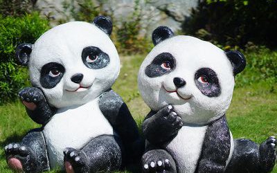 別墅小區玻璃鋼仿真熊貓雕塑